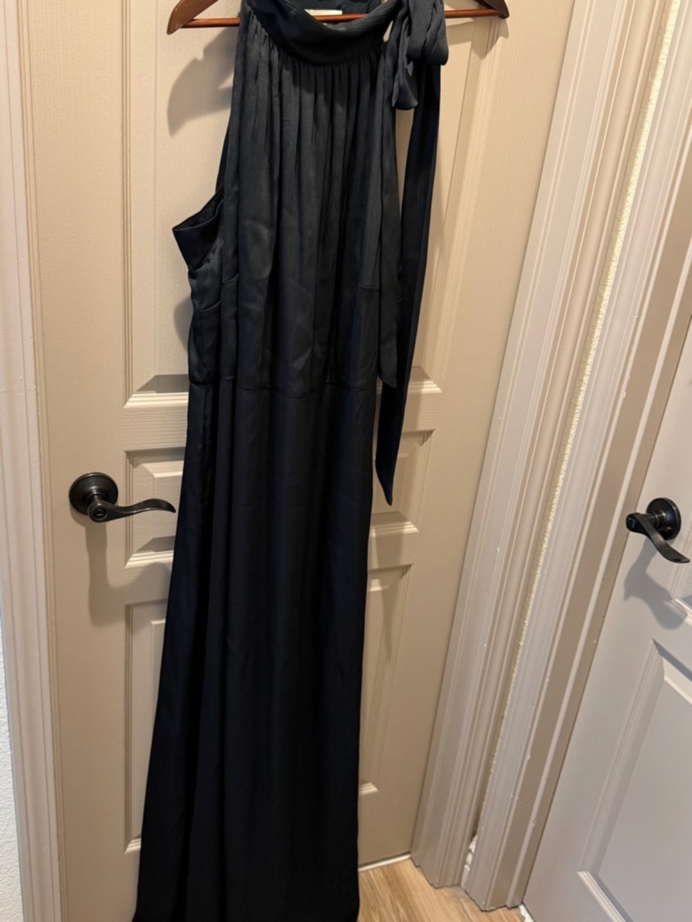 Sachin + Babi Black Halter Maxi Dress with Neck Tie - Picture 4 of 8